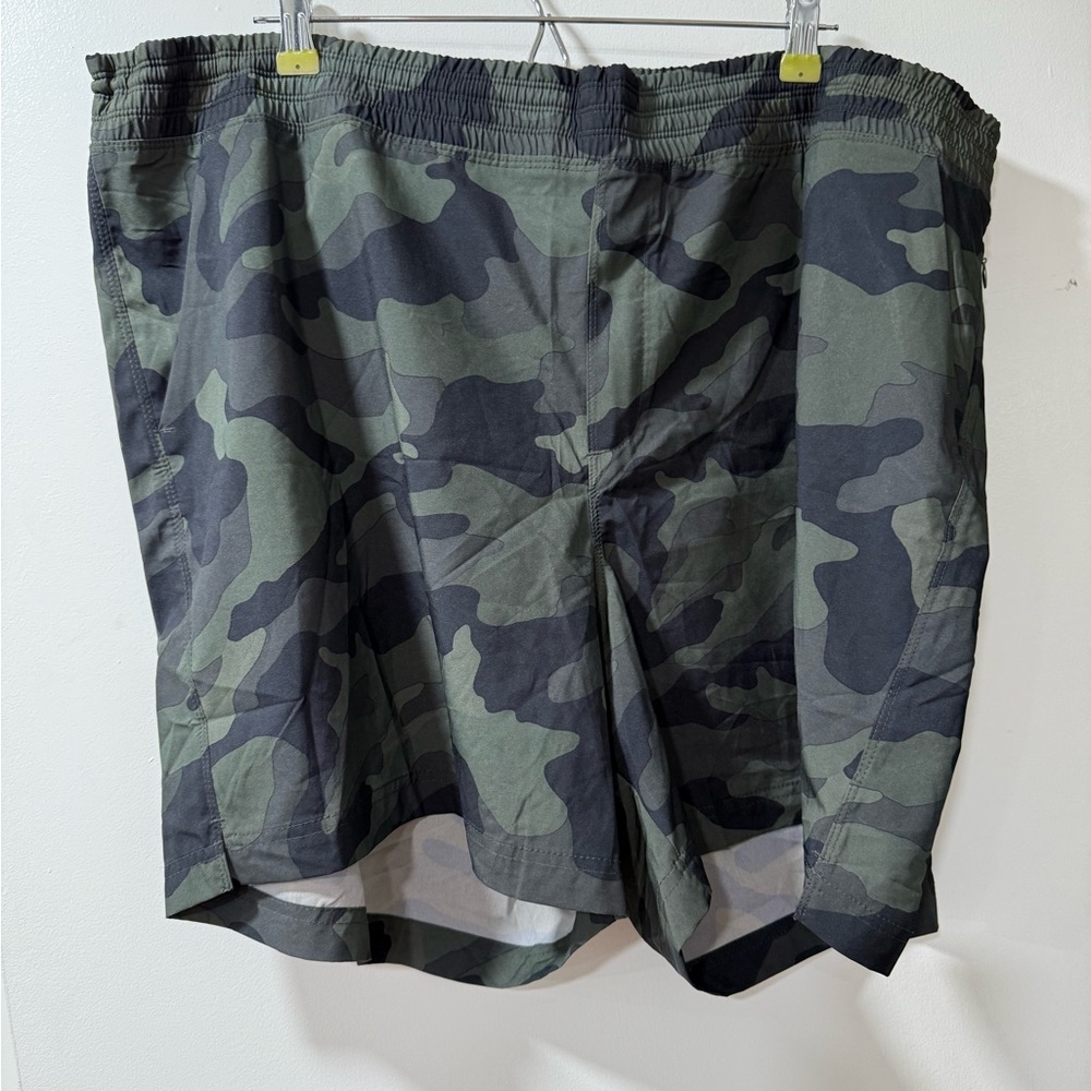 Old Navy Green Camo Athletic Shorts